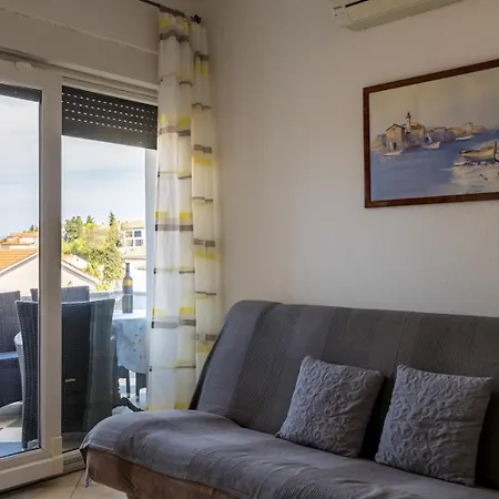 Andre Apartment