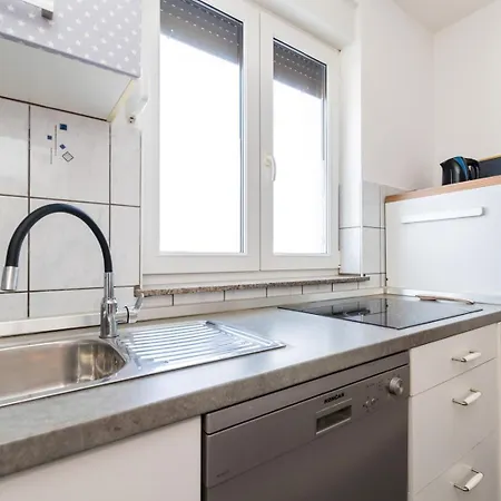 Andre Apartment
